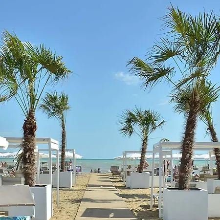 Seaside Escape For Perfect Vacations In